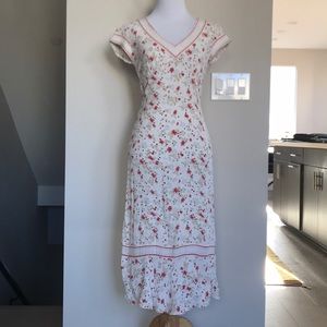 Cap sleeved floral print dress